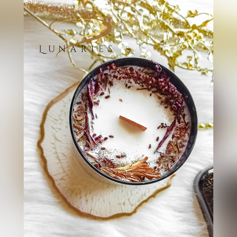 Exotic Sandalwood Scented Soy Wax Candle with Wood Wick and Botanicals
